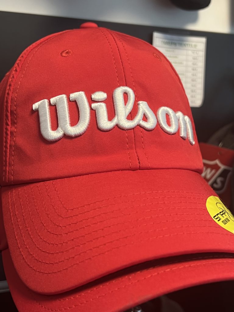 casquettes de golf rouges wilson